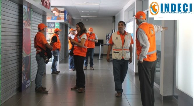 Curso Intensivo Especializado: Defensa Civil y los procedimientos para fiscalizar los establecimientos comerciales